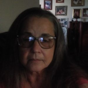 Meet your Posher, Cynthia